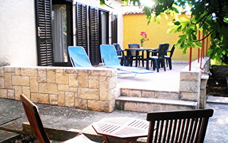 Maison Petra